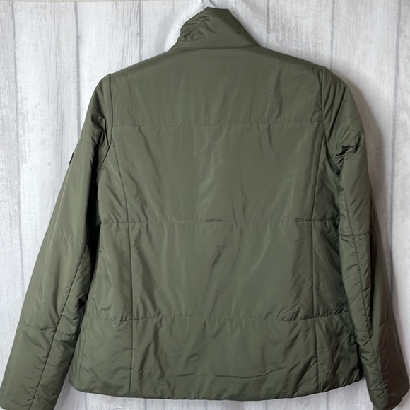 Vuori lightweight primaloft jacket. - Picture 7 of 13